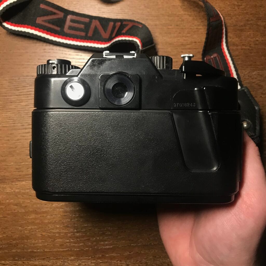Обзор фотоаппарата Зенит-122К