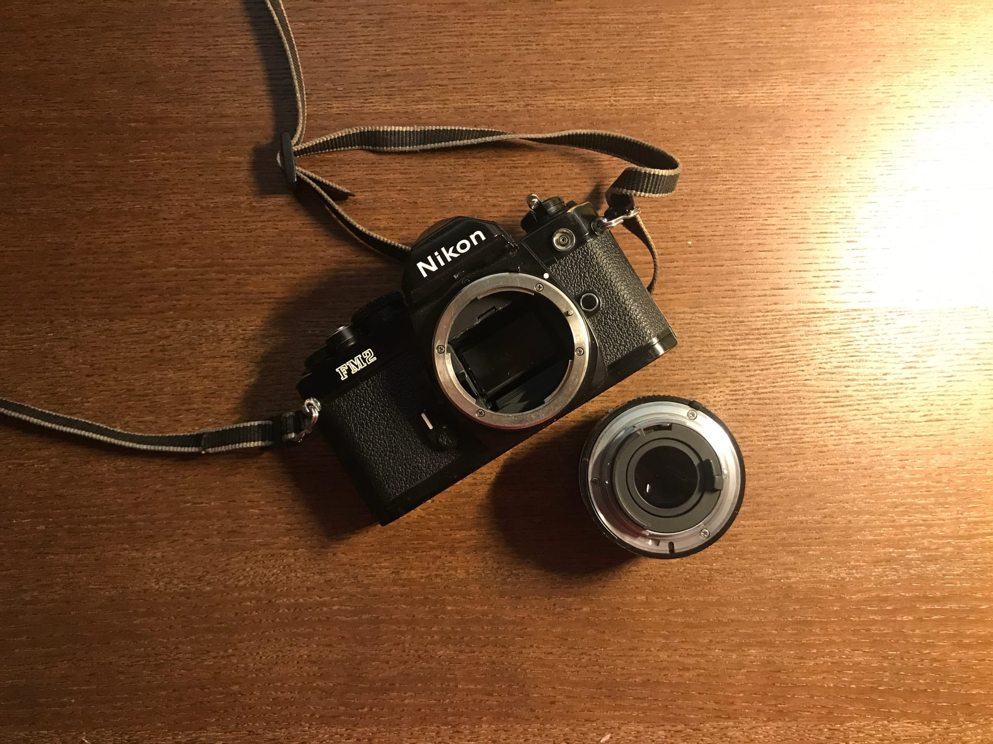 Обзор фотоаппарата Nikon FM2